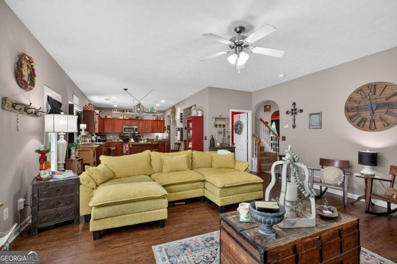 Photo 11 of 613 Hemlock Court