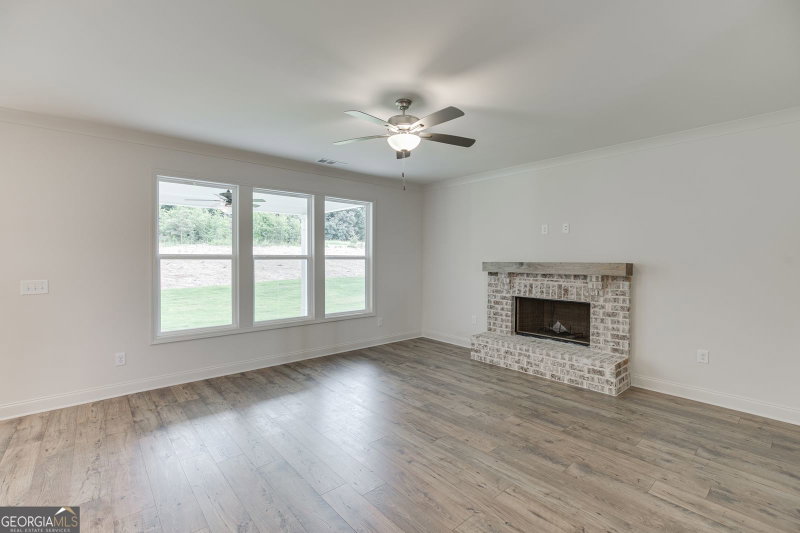 Photo 11 of 1286 Poppy Lane
