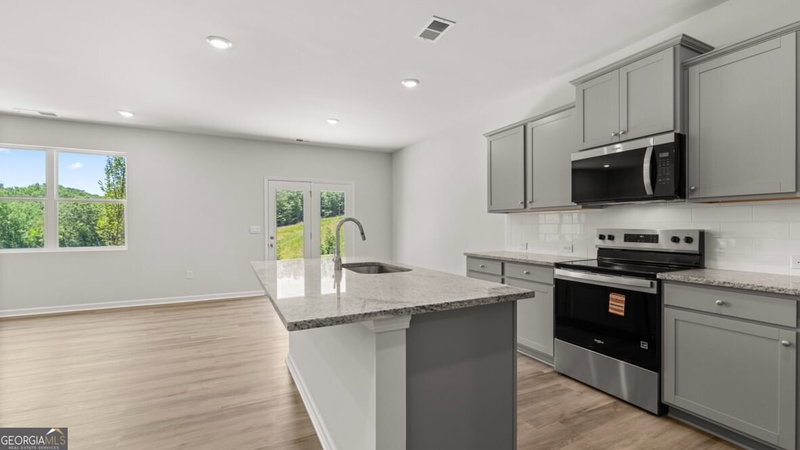 Photo 8 of 1805 Meadow Green Circle
