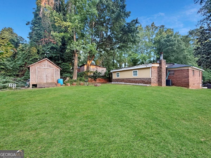 Photo 19 of 2228 Lee Street