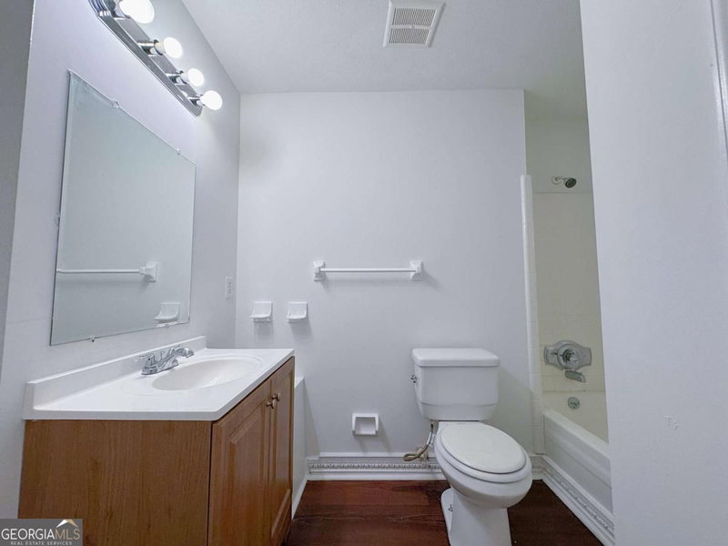 Photo 8 of 6634 Collier Way