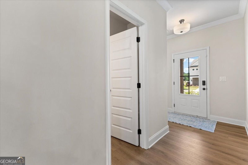 Photo 14 of 4231 Portsbrook Avenue