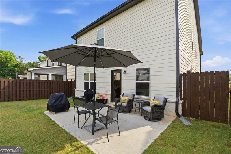 Photo 5 of 4231 Portsbrook Avenue