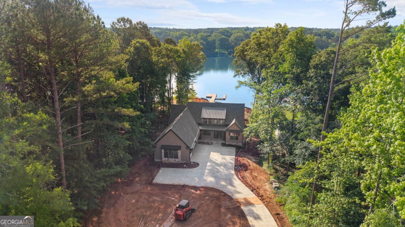 Photo 19 of 264 Loch Way