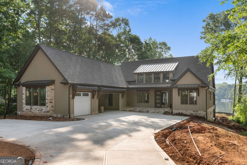 Photo 6 of 264 Loch Way