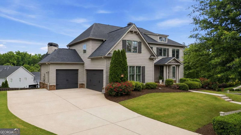 Photo 7 of 4010 Pinebrook Circle