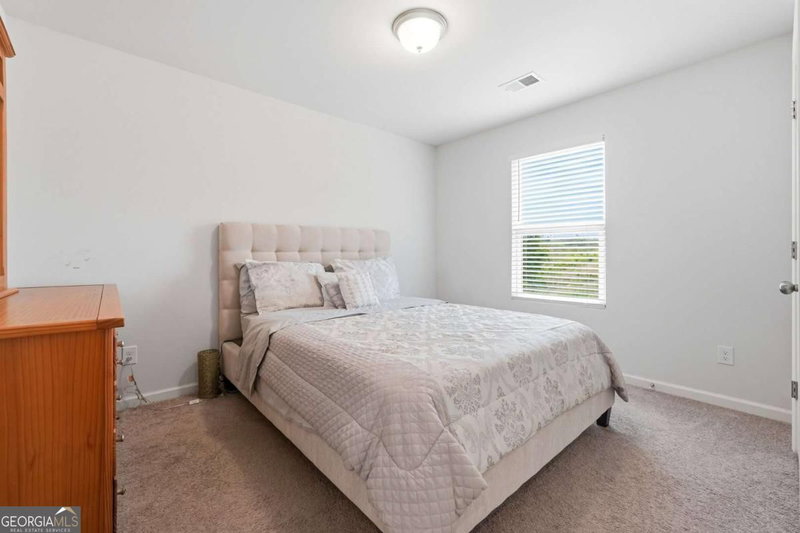 Photo 9 of 208 Coventry Court