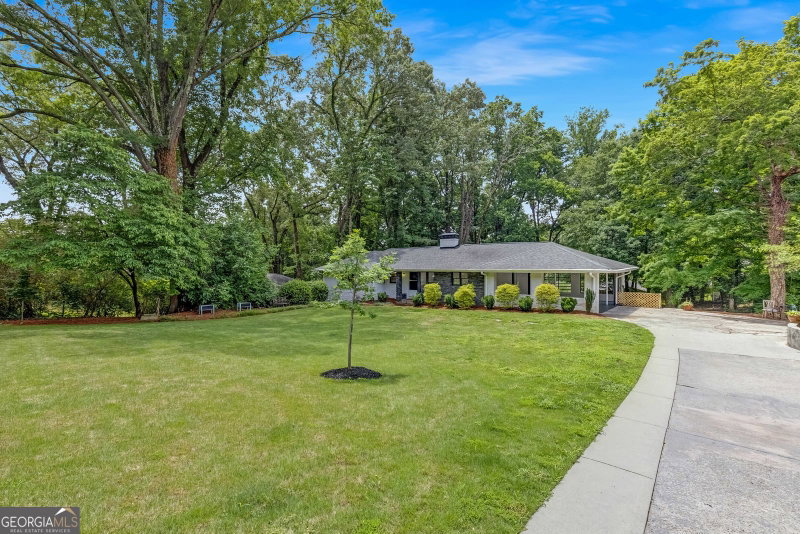 Photo 5 of 714 Willivee Drive