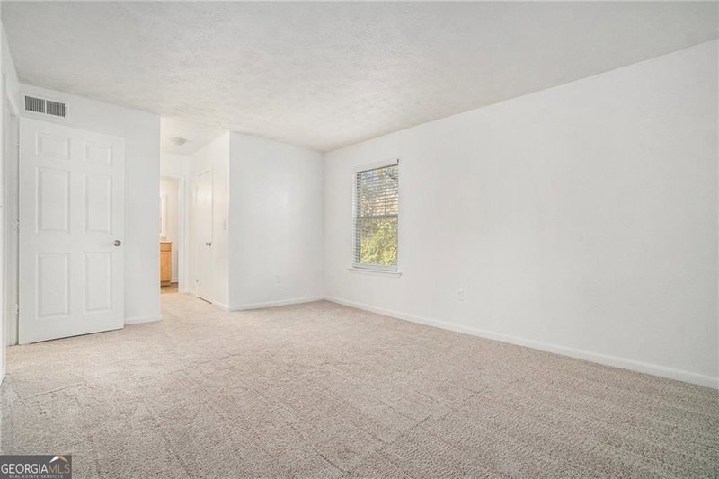 Photo 18 of 1150 Collier Road NW #12F