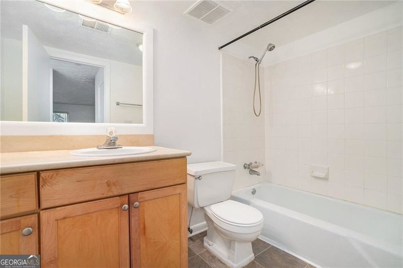 Photo 24 of 1150 Collier Road NW #12F
