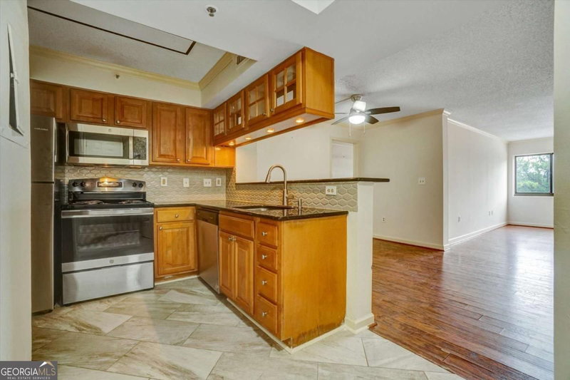 Photo 7 of 795 Hammond Drive #407