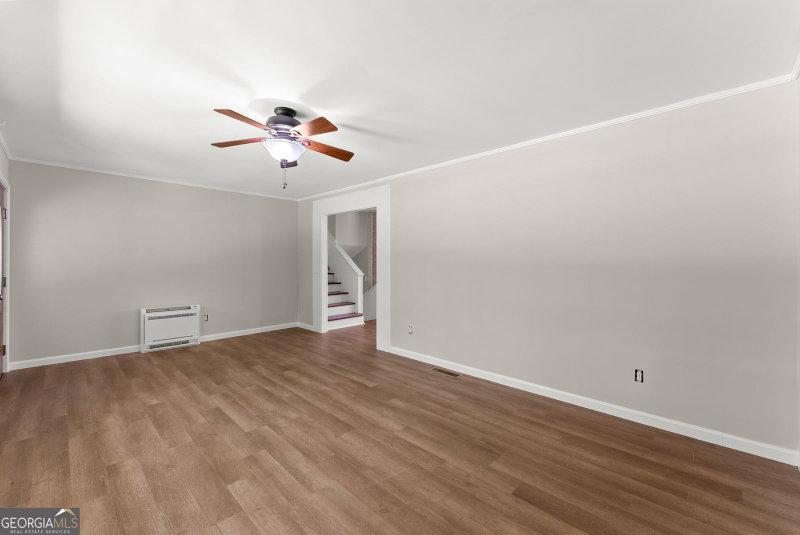 Photo 9 of 546 Barron Drive