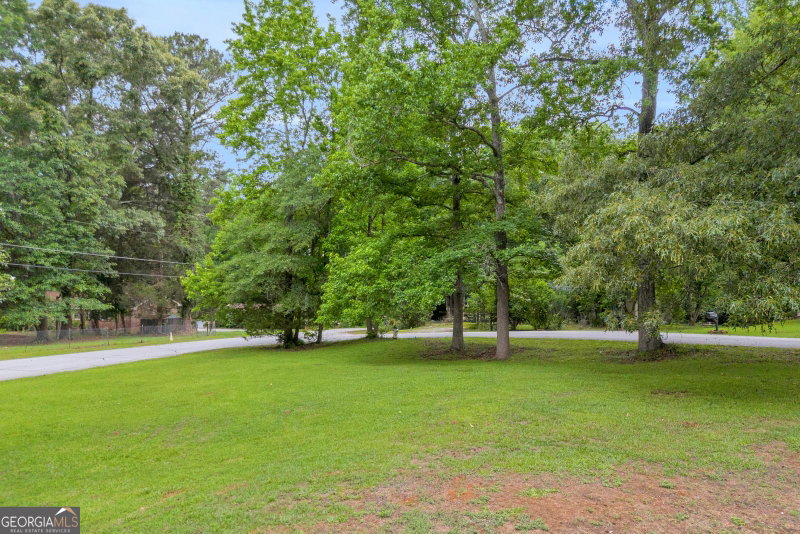 Photo 38 of 210 Edgewood Drive