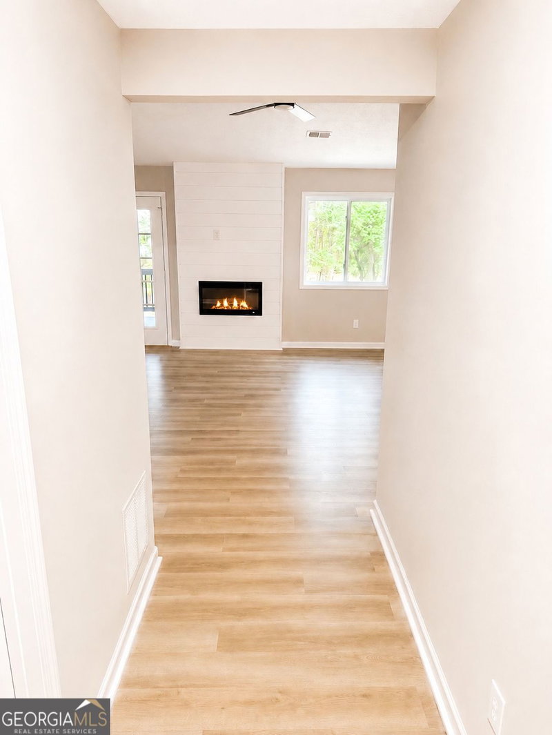 Photo 8 of 418 Martin Drive
