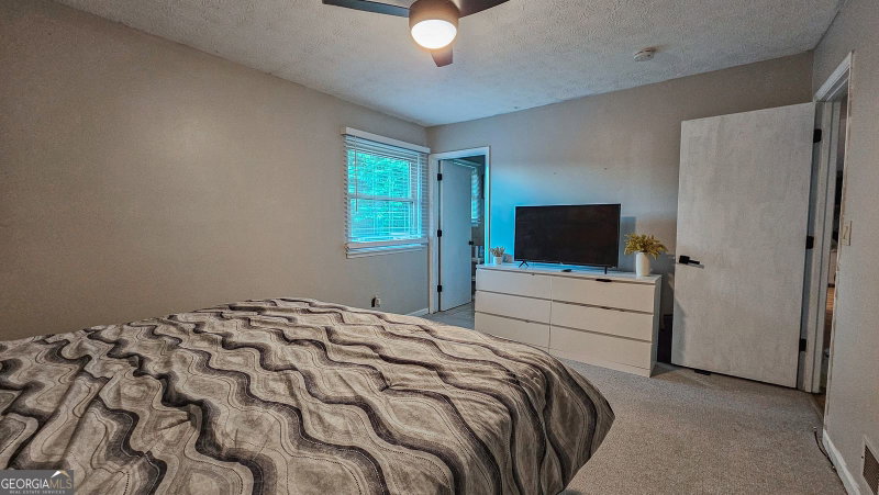 Photo 9 of 4737 Trailblazer Court NW