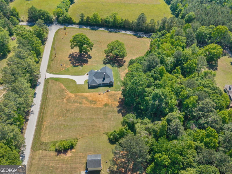 Photo 9 of 55 Hood Road