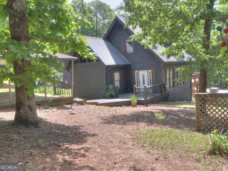 Photo 2 of 172 Beacon Hill Drive