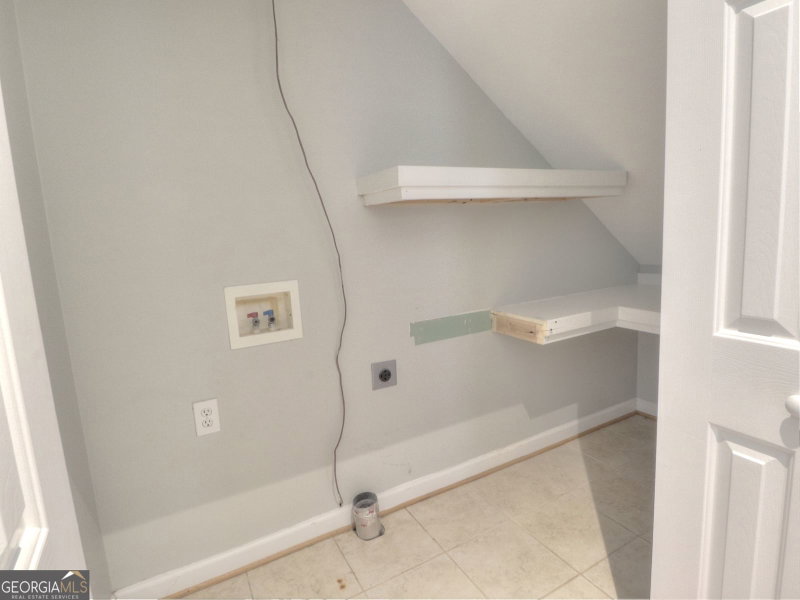 Photo 15 of 172 Beacon Hill Drive