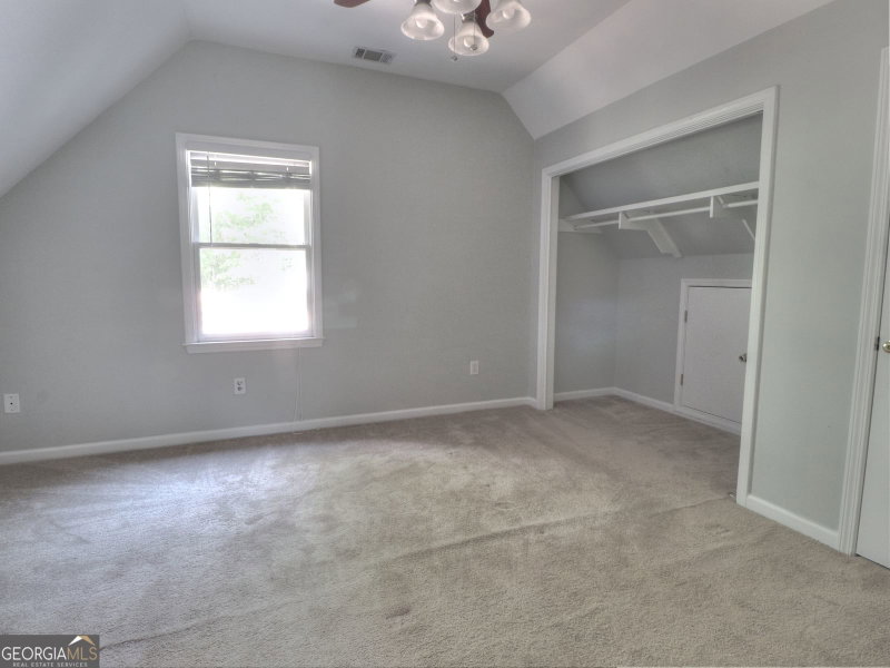 Photo 20 of 172 Beacon Hill Drive