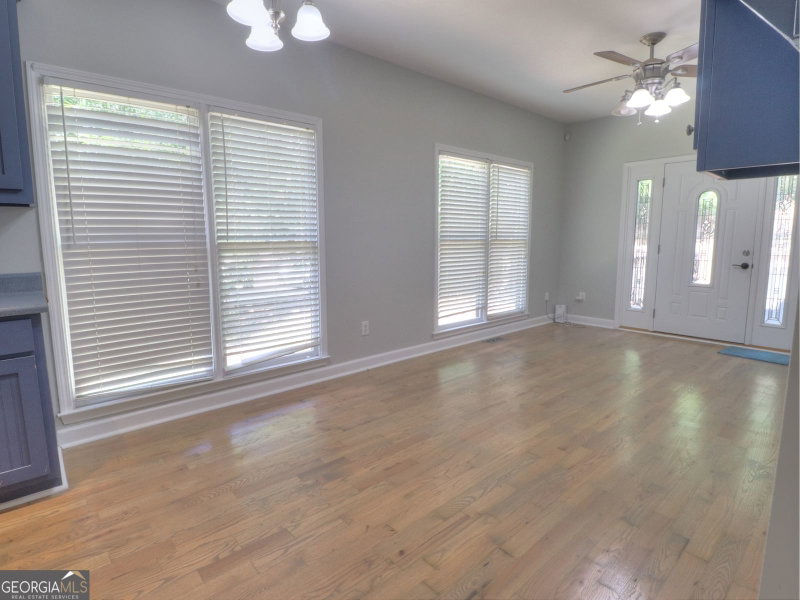 Photo 7 of 172 Beacon Hill Drive
