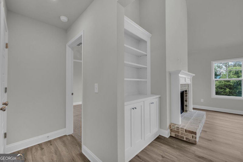Photo 16 of 110 Sewell Road
