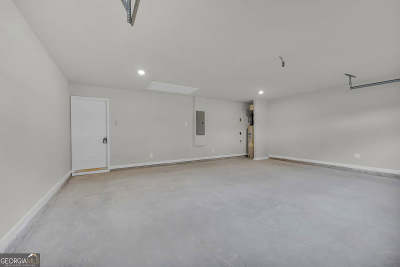 Photo 59 of 110 Sewell Road