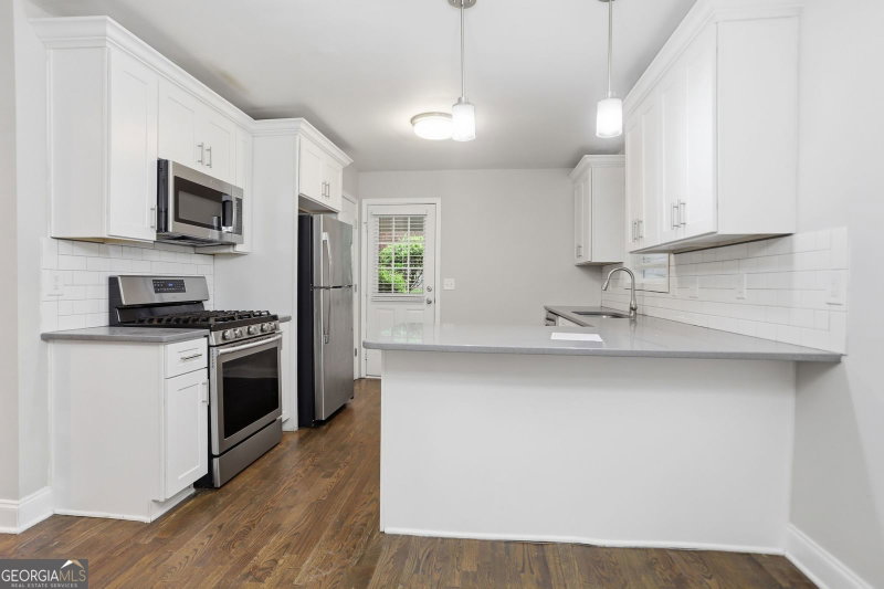Photo 9 of 2590 Mcglynn Drive