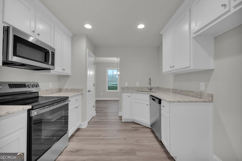 Photo 18 of 35 Sewell Road