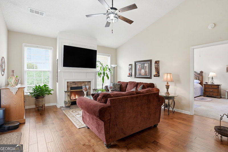 Photo 6 of 304 Gable Brook Drive