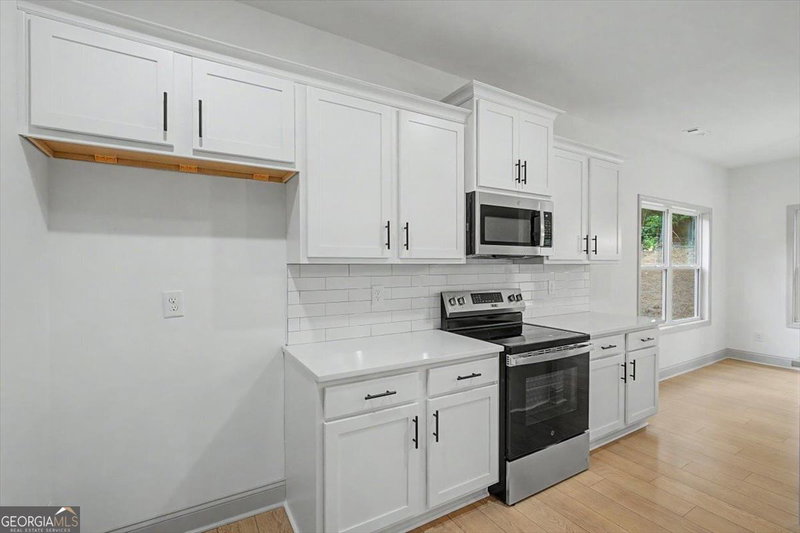 Photo 23 of 3312 Lakeview Parkway