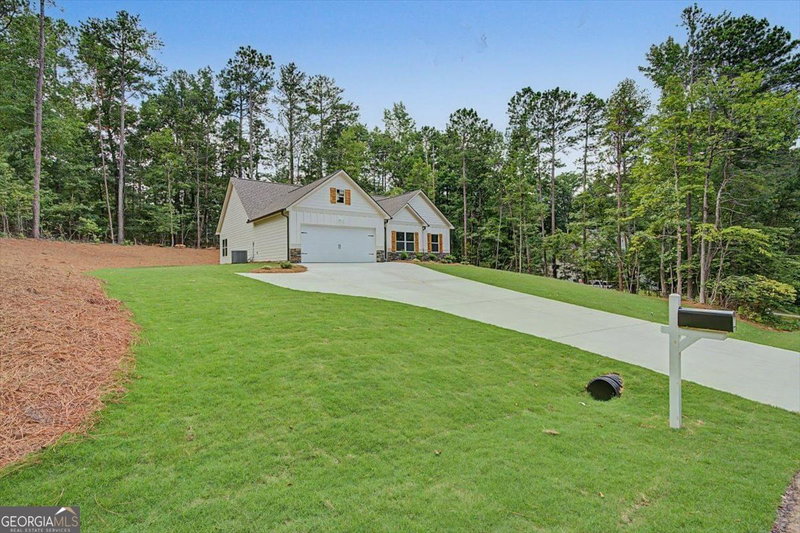 Photo 5 of 3312 Lakeview Parkway