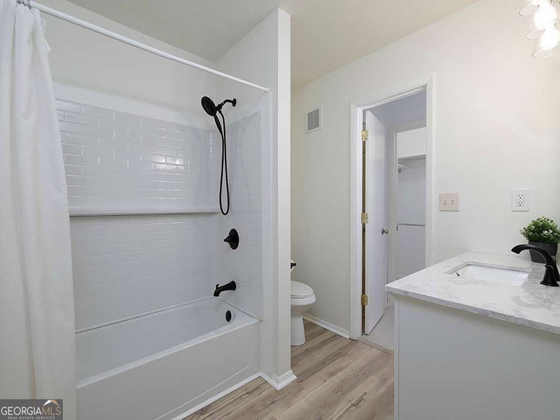 Photo 15 of 1316 Wynnes Ridge Circle SE