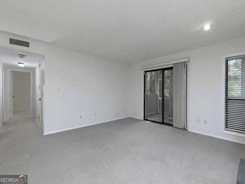 Photo 8 of 1316 Wynnes Ridge Circle SE
