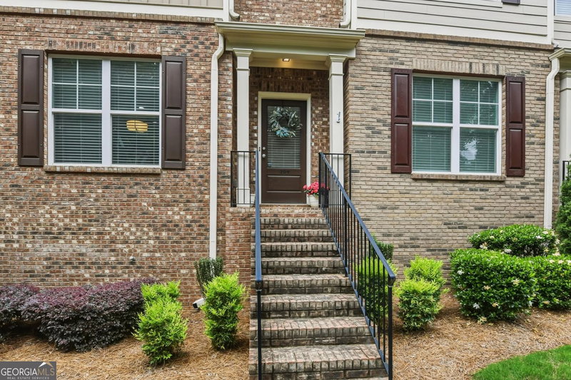 Photo 3 of 209 Aventine Lane