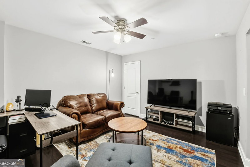 Photo 22 of 209 Aventine Lane