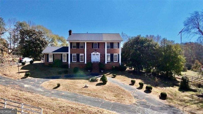 740 PATRICK MILL Road SW