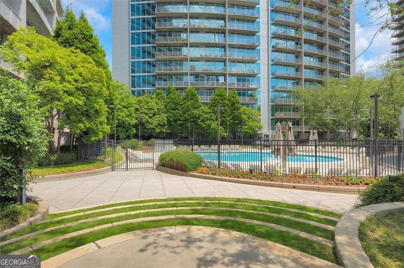 Photo 13 of 44 Peachtree Place NW #2024