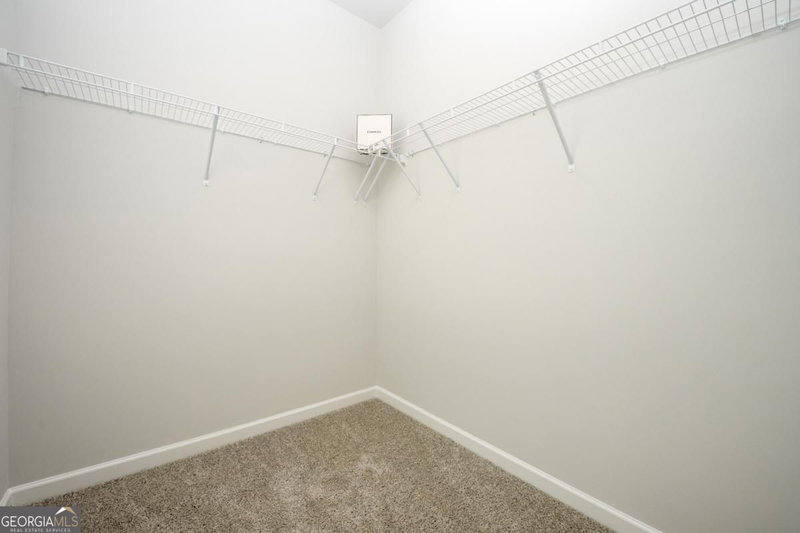 Photo 30 of 121 Greenview Court