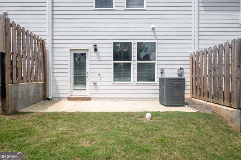 Photo 38 of 121 Greenview Court