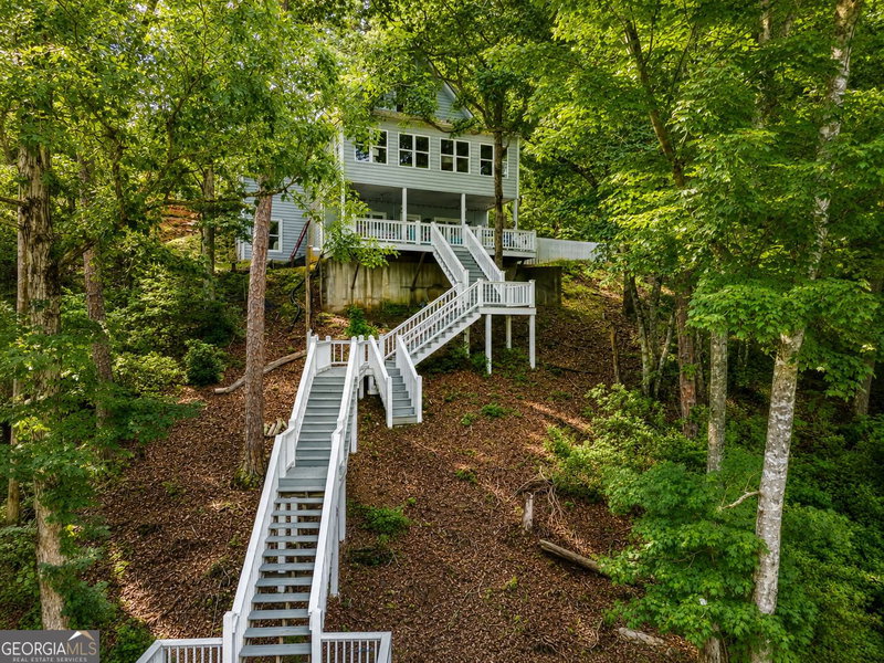Photo 3 of 190 Raintree Court
