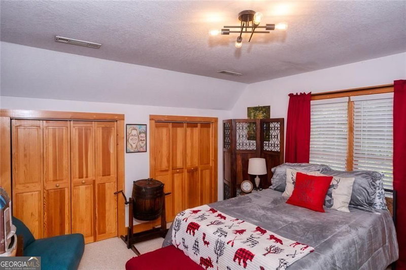 Photo 22 of 190 Raintree Court