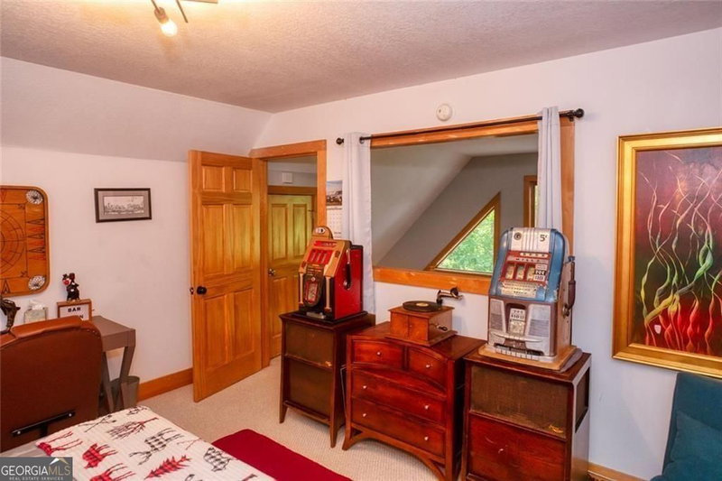 Photo 23 of 190 Raintree Court