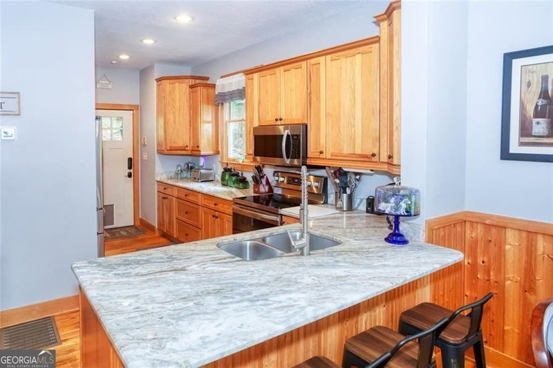 Photo 9 of 190 Raintree Court