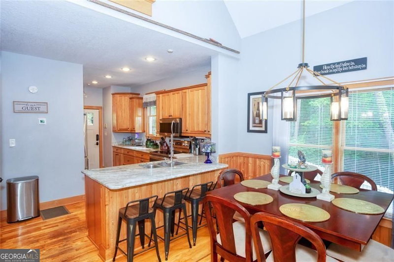 Photo 10 of 190 Raintree Court