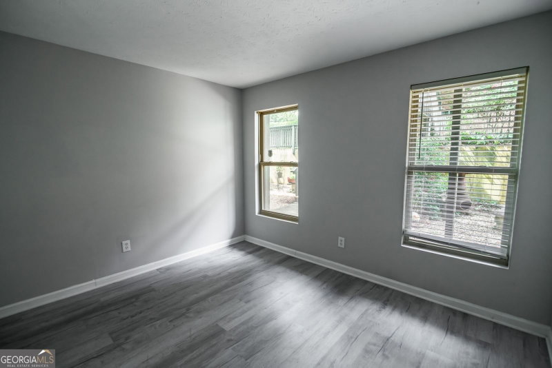 Photo 4 of 204 Brittany Court