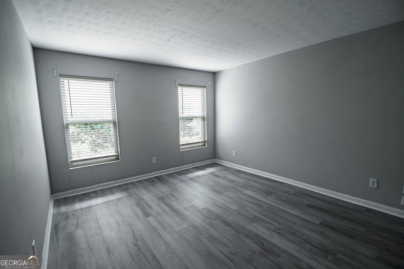 Photo 7 of 204 Brittany Court