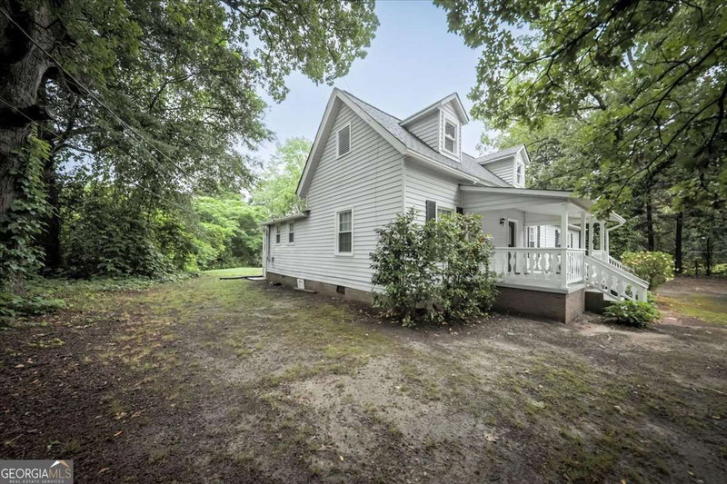 Photo 18 of 6320 Temple Street