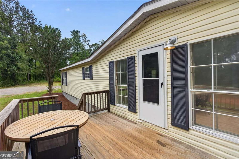 Photo 5 of 930 Dry Pond Lane