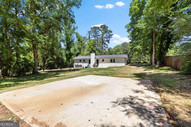 Photo 40 of 150 Cherokee Court