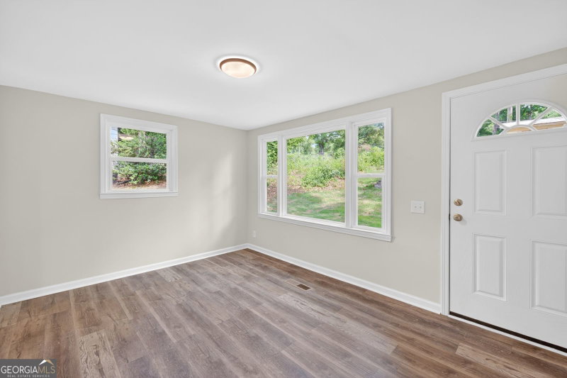 Photo 9 of 136 Nowell Street